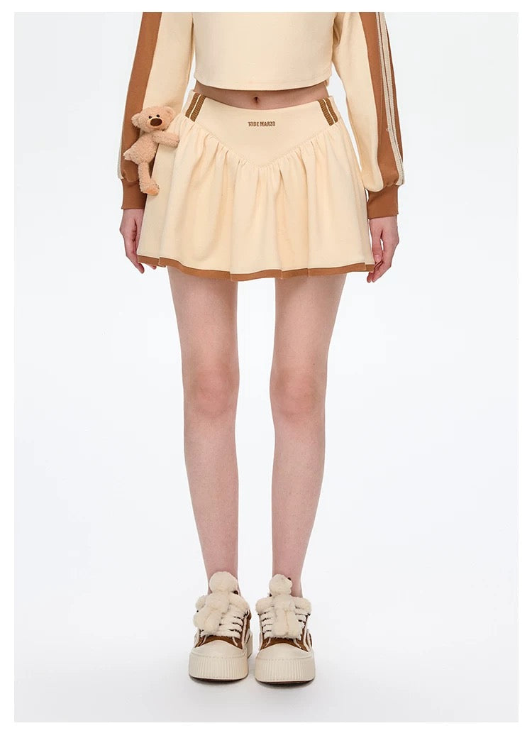13DE MARZO Basic American Skirt Beige