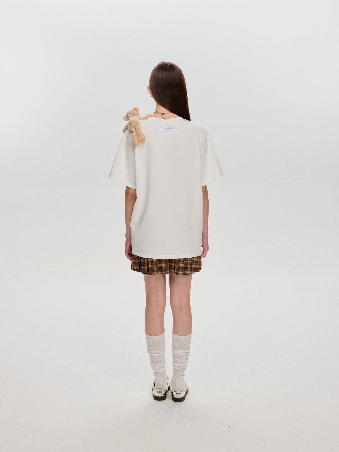 13DE MARZO Bear Stickers T-Shirt White