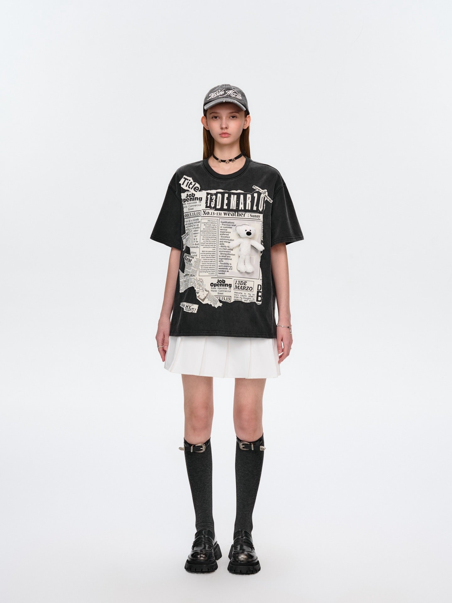 13DE MARZO Bear Newspaper T-Shirt Black