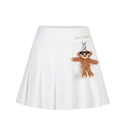 13DE MARZO Sunburnt Bear Cooling Pleated Skirt White