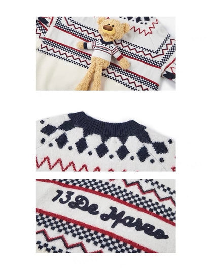 13DE MARZO Bear Exotic Nostalgia Sweater White