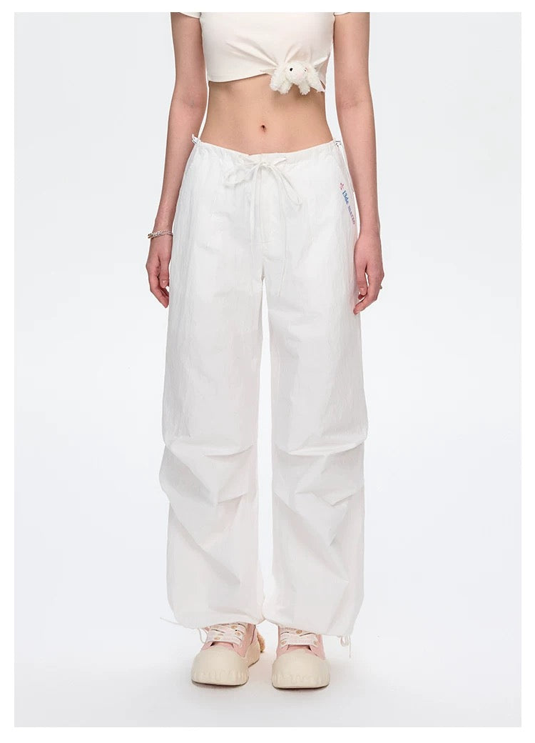 13DE MARZO Hawaii Bear Drawstring Pants White