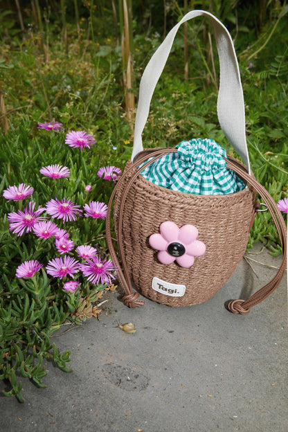 Tagi Blooming Woven Bucket Bag Hazelnuts