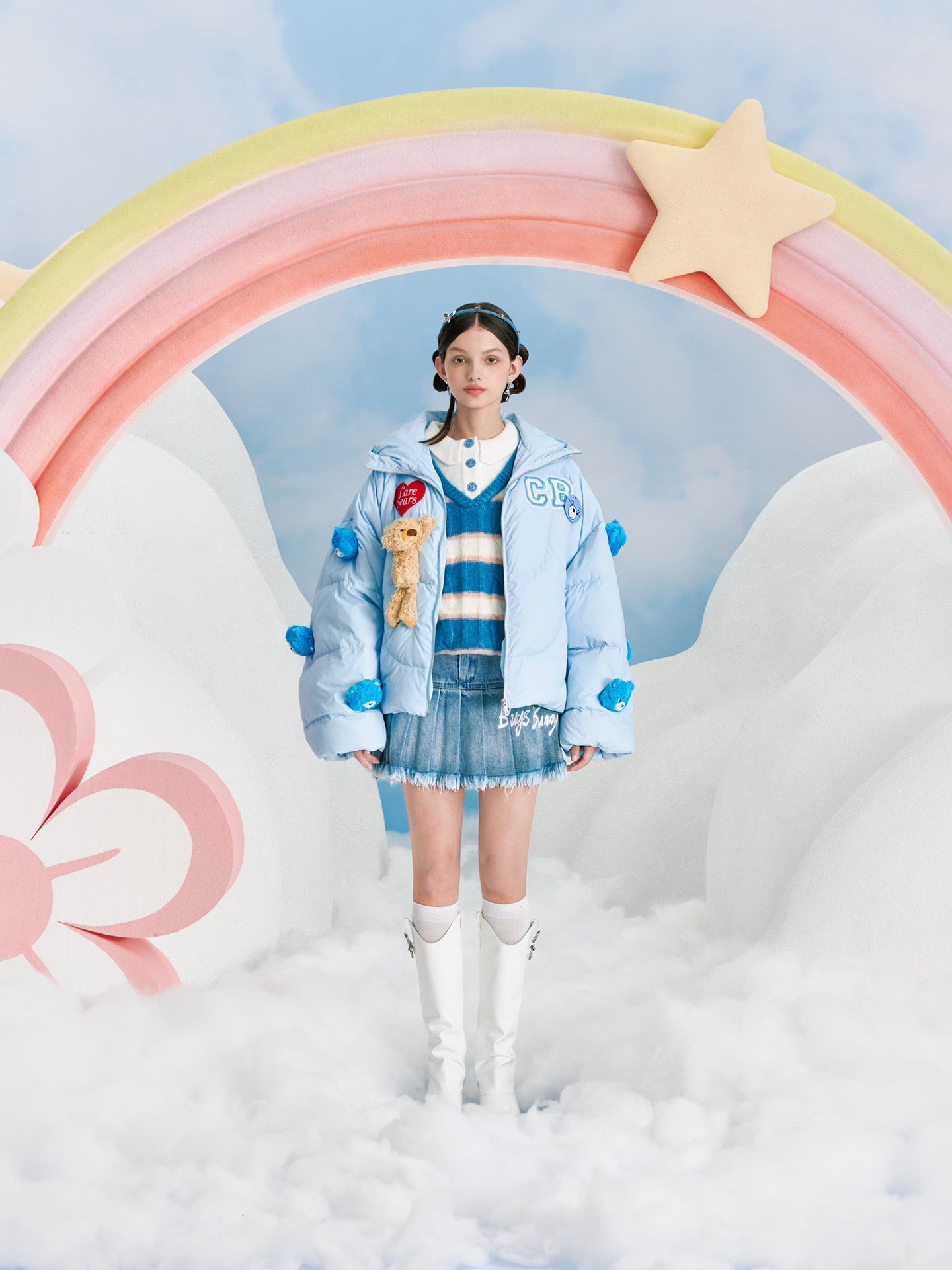 13DE MARZO x CARE BEAR Luminous Down Jacket Ballad Blue