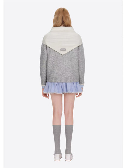 13DE MARZO Marzo Valley Cape Sweater Grey