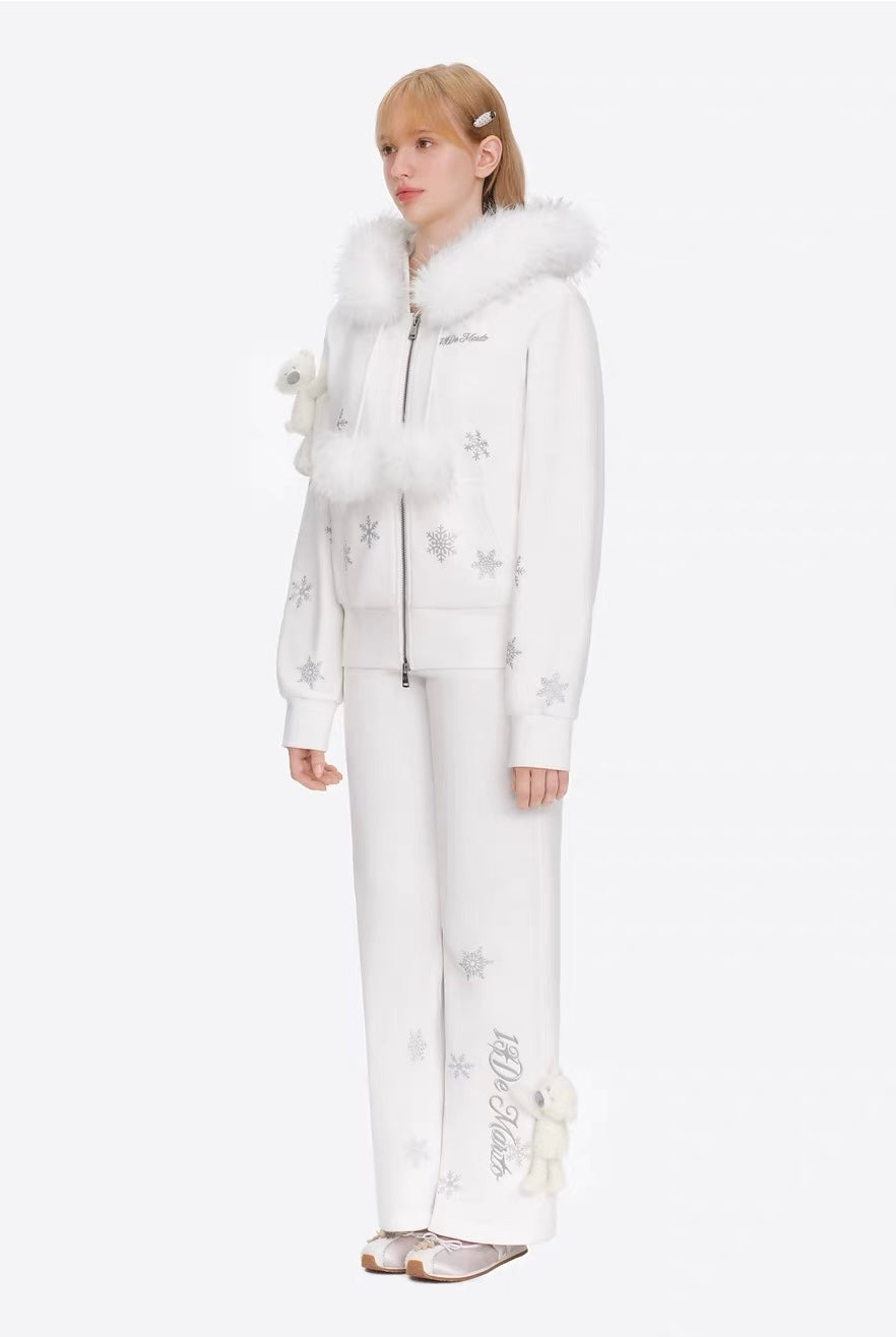 13DE MARZO Snow Bear Micro Flare Sweatpants White