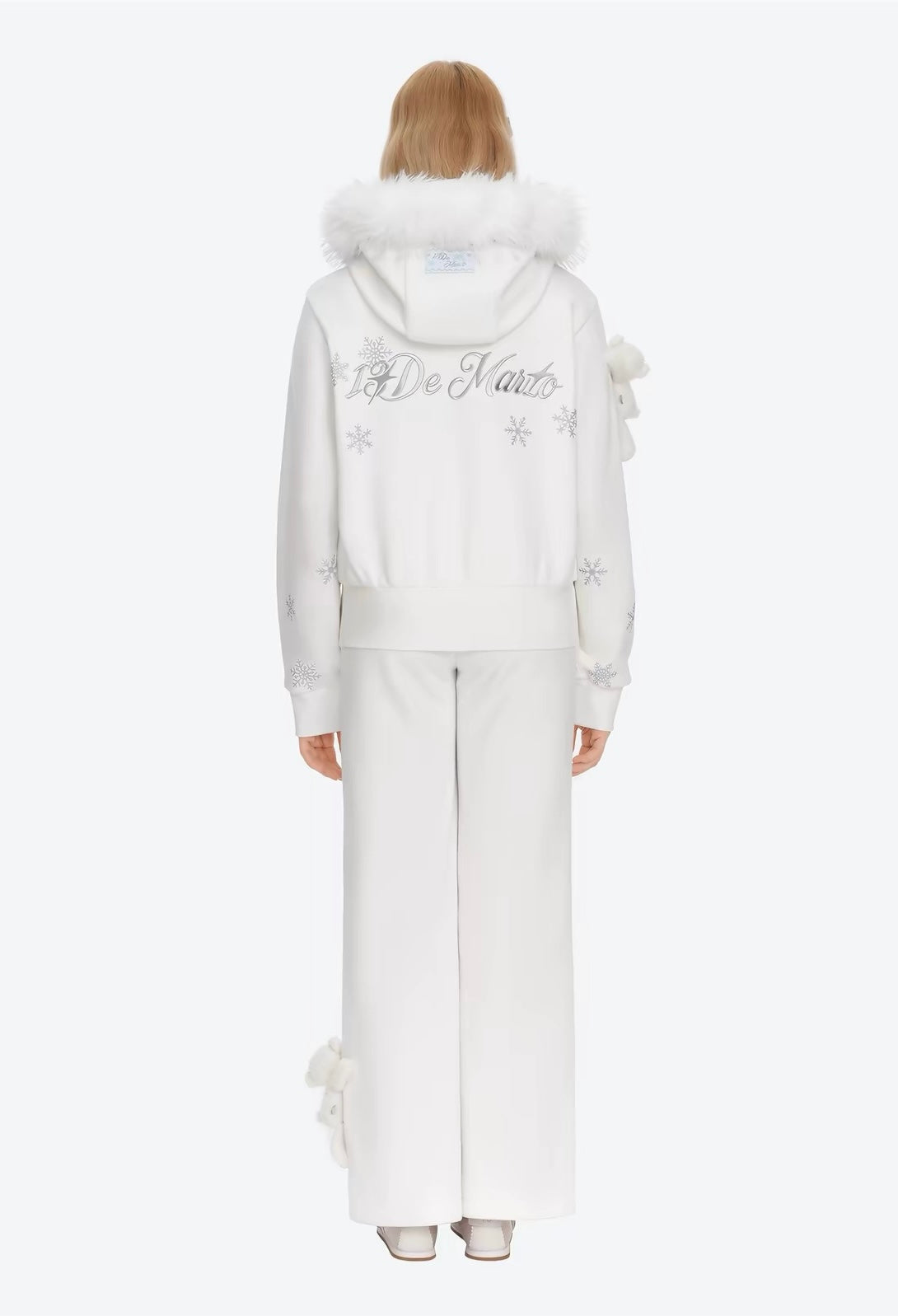 13DE MARZO Shimmer Snow Bear Zip Hoodie White