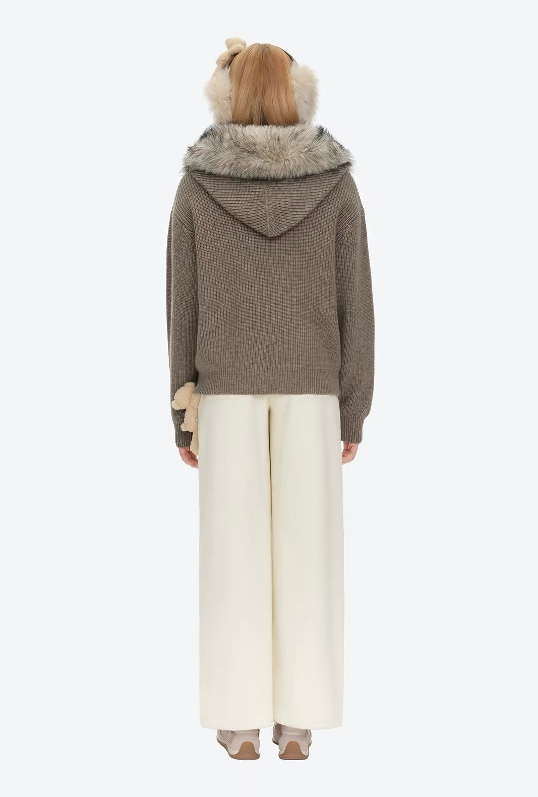 13DE MARZO Pom-pom Bear Fur Collar Knit Jacket Khaki