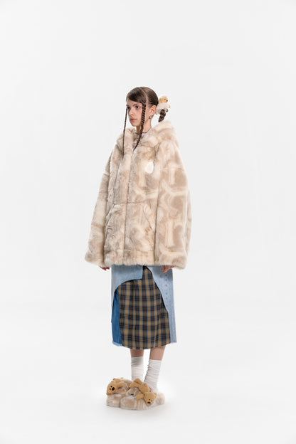 13DE MARZO Artificial Fur Logo Coat Antique White