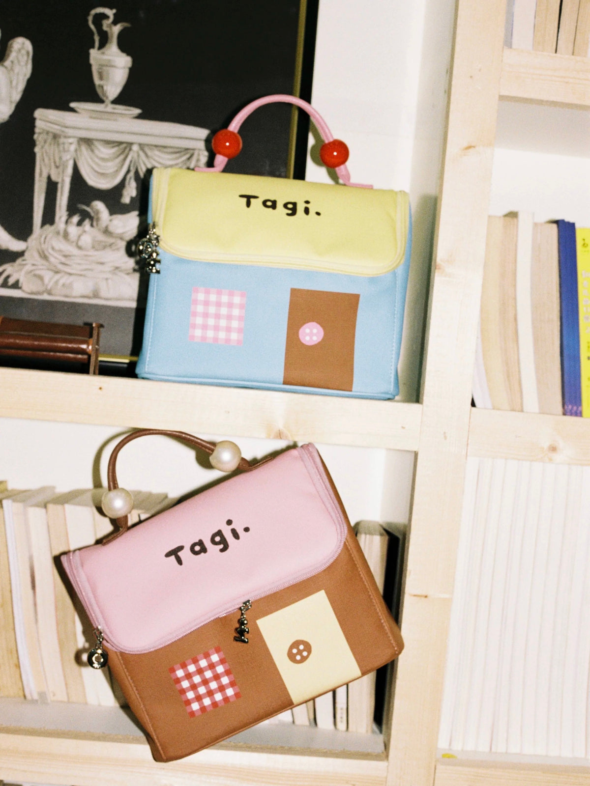 Tagi Tagi Signal House Cosmetic Bag Cheese Seasalt – Fixxshop