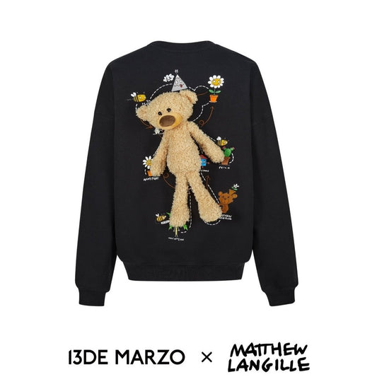 13DE MARZO Matthew Langille Bear Travel Sweater Black