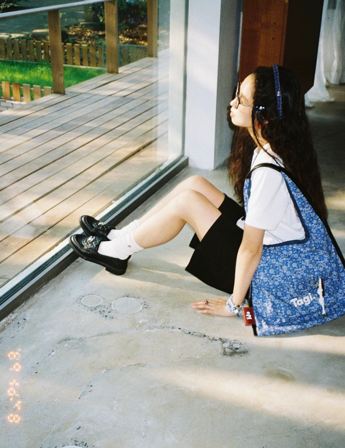 Tagi. Hobo Edge Shoulder Bag