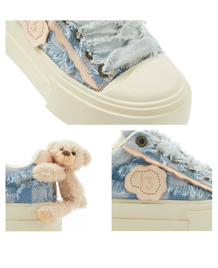 13DE MARZO Bear Denim Badge Sneakers Blue