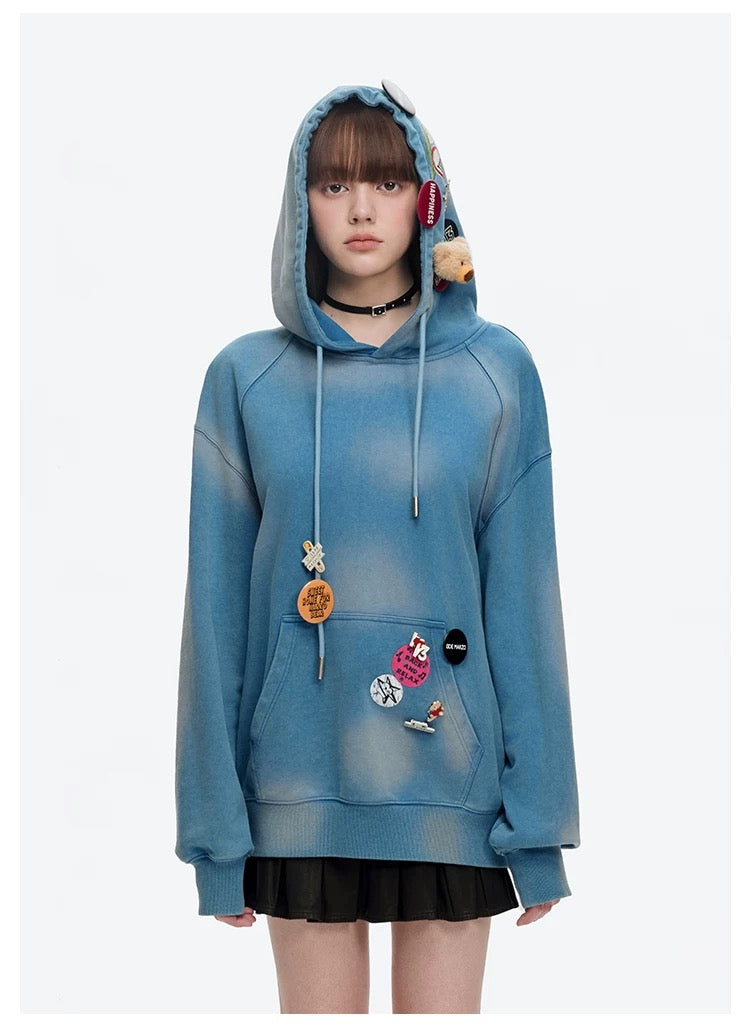 13DE MARZO Badge Retro Hoodie Blue