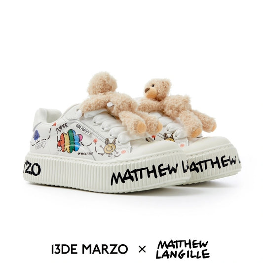 13DE MARZO Matthew Langille Bear Biscuits Sneakers White