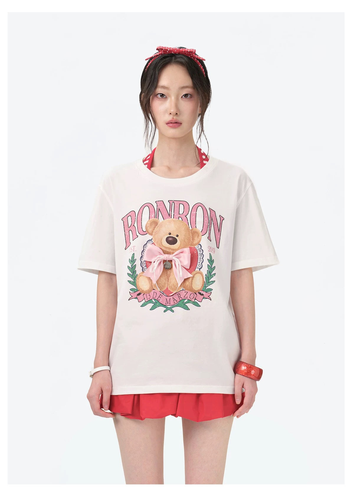 13DE MARZO x RONRON Bear Ribbon Tee White