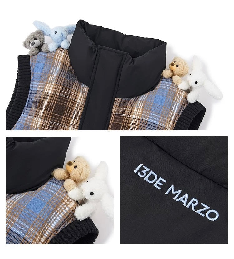 13DE MARZO Friends Bear Down Vest Black