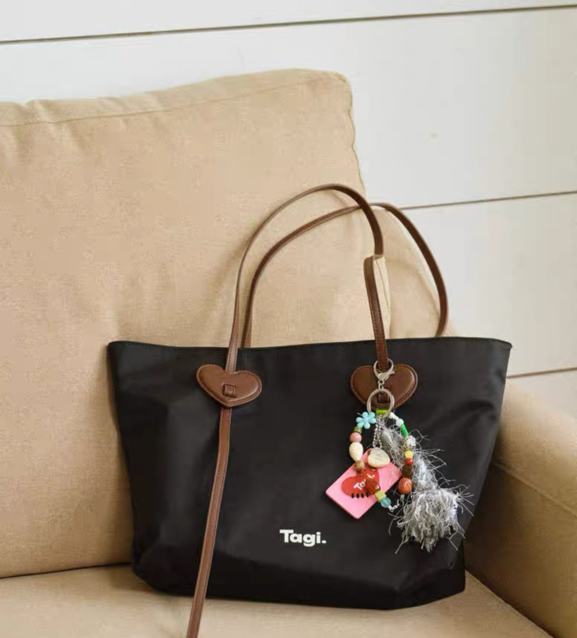 Tagi Happy Tote Bag Black Chocolate