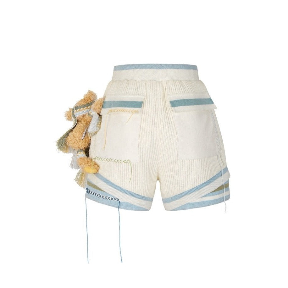 13DE MARZO Bear Deconstruct Knit Shorts Beige