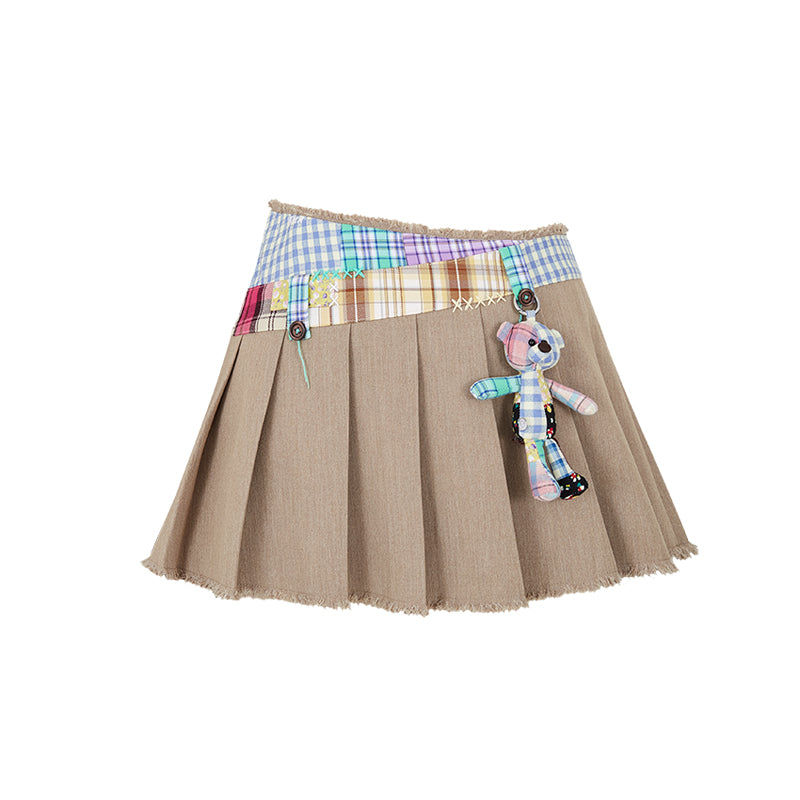 13DE MARZO Plaid Bear Patch Fit Skirt Khaki
