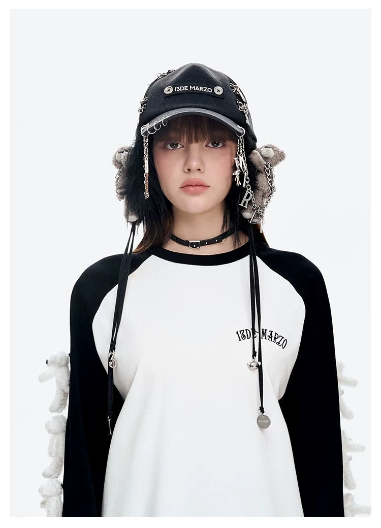 13DE MARZO Chains Fuzzy Ear Flap Cap Black