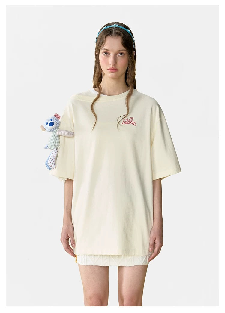 13DE MARZO Malposition Collar Logo T-shirt Cannoli Cream