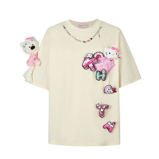 13DE MARZO Hello Kitty Cake Letter Washed T-shirt Beige