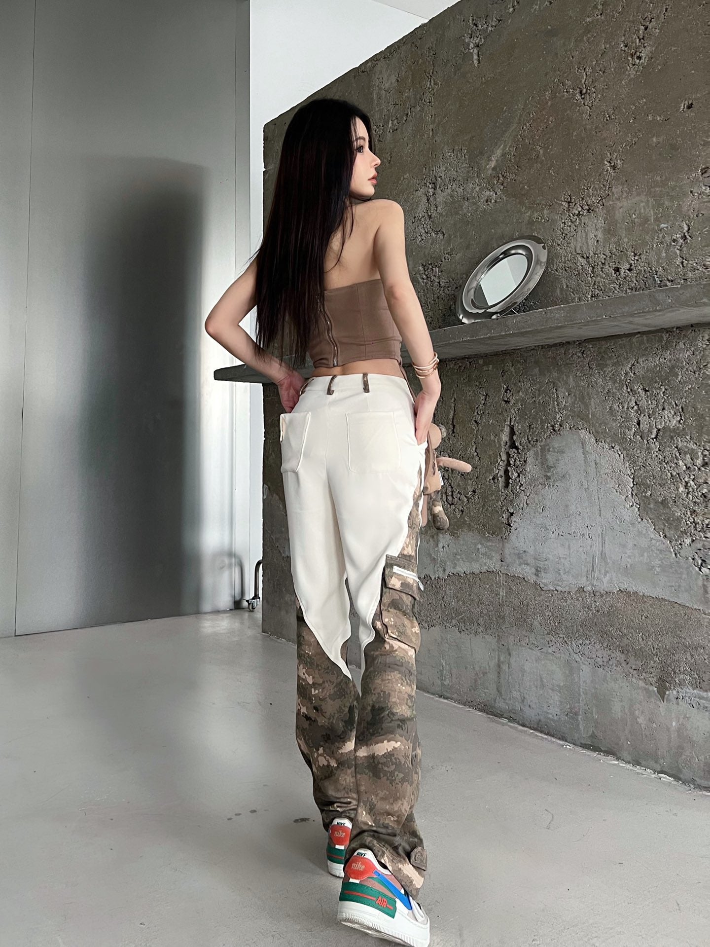 13DE MARZO Bear Camo Patch Trousers Pear Sorbet