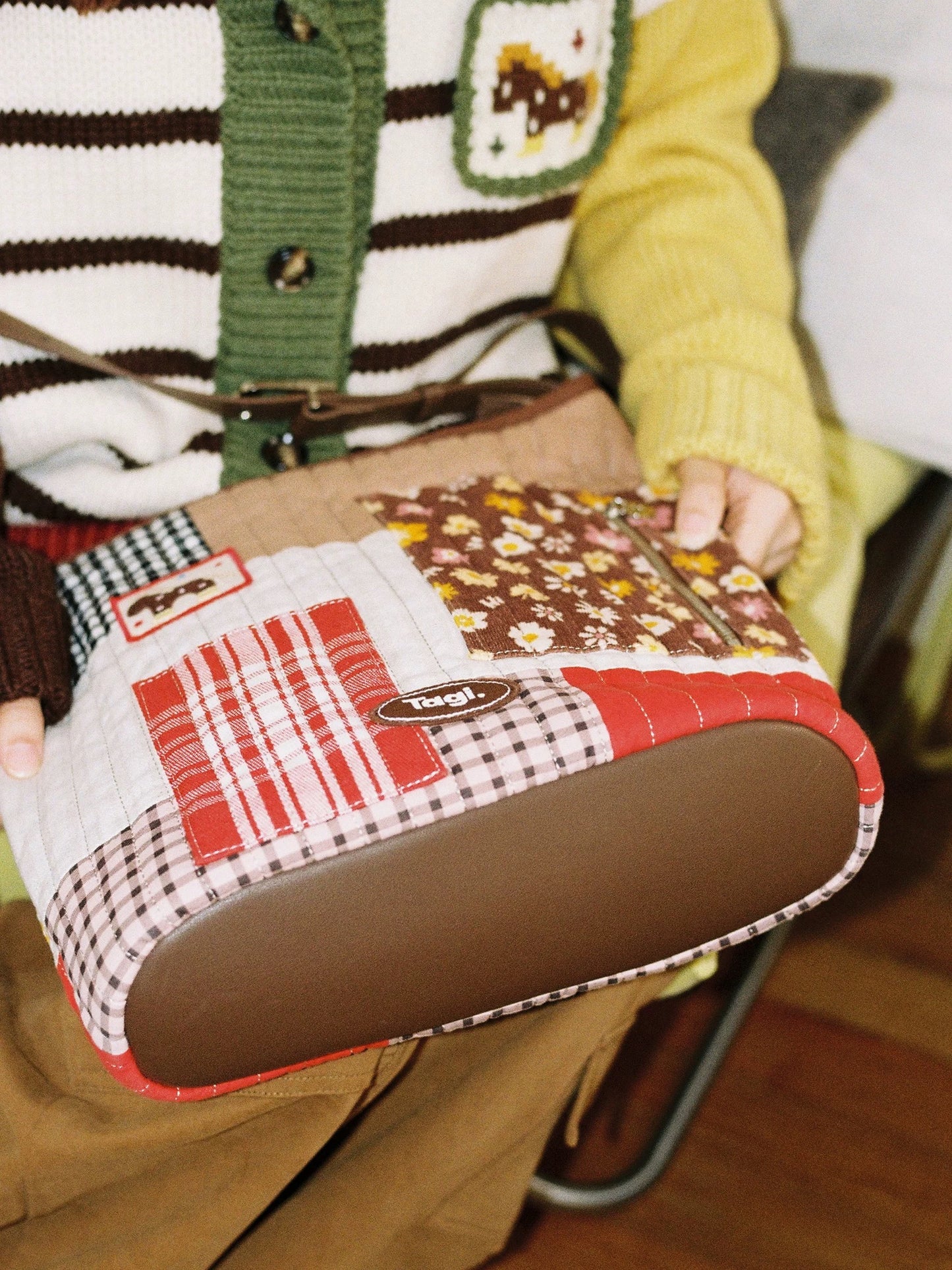 Tagi. Magi Patchwork Hobo Shoulder Bag