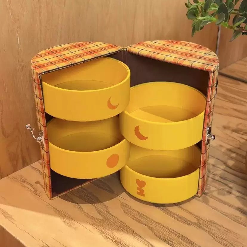 Tagi. Call Me Jewelry Box