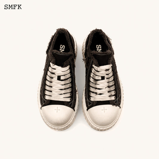 SMFK Compass Rove Skater Shoes In Black