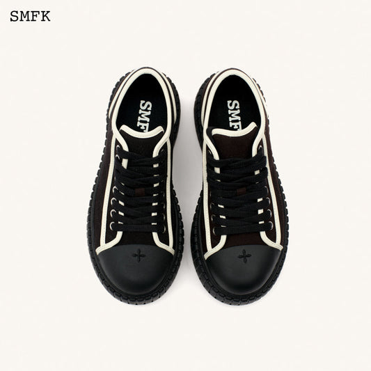 SMFK Compass Rove Skater Shoes Black And White