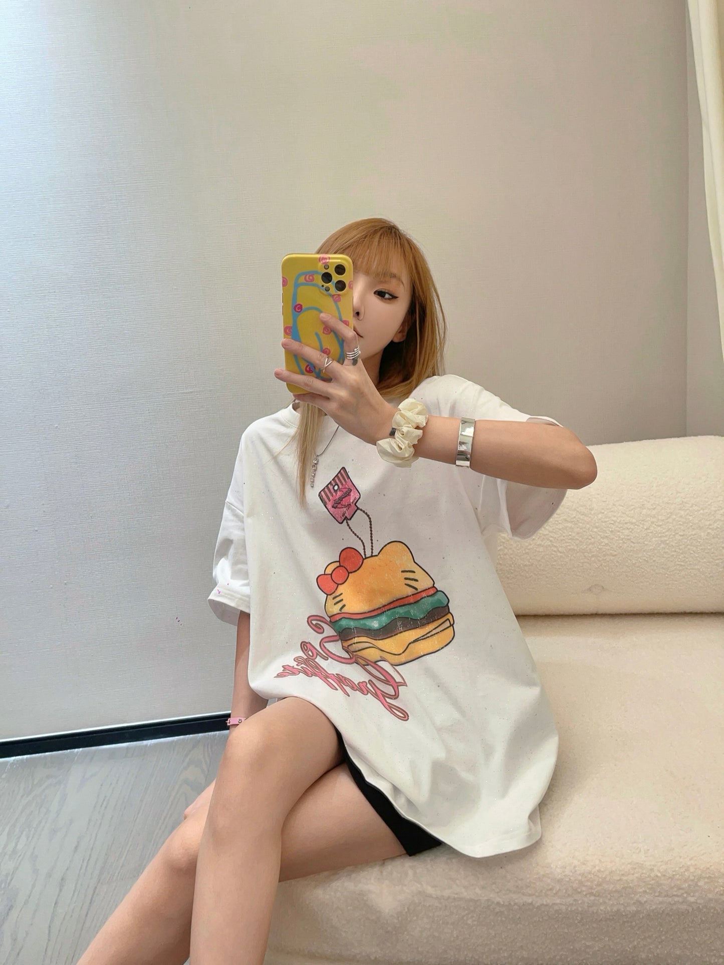 Sofitte Hello Kitty Graffiti Hamburger Tee White