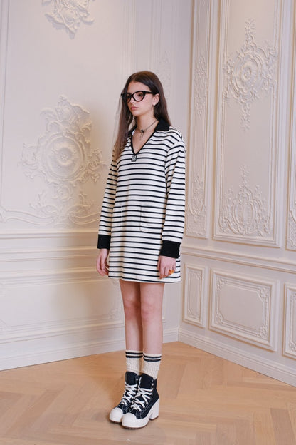 DIANA VEVINA  Black and White Striped Knit V-Neck Dress