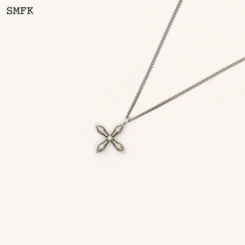 SMFK Compass Classic Cross Necklace Antique Silver