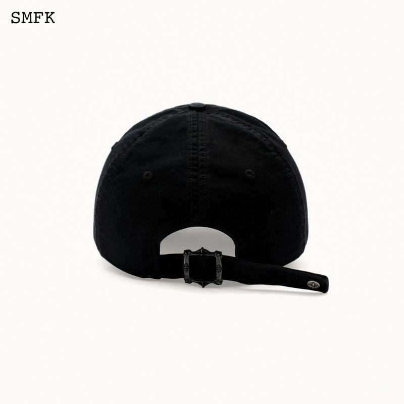 SMFK Compass Cross Chain Badge Baseball Cap In Black