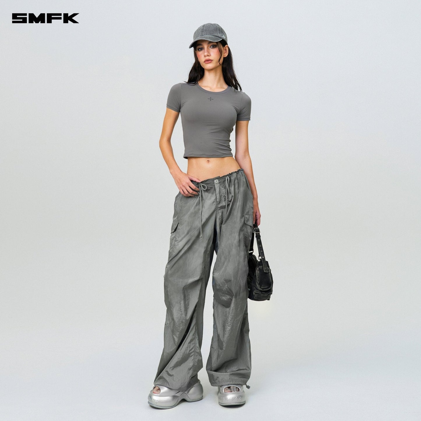 SMFK Compass Hug Skin-Tight Fitting Tee Dark Gray