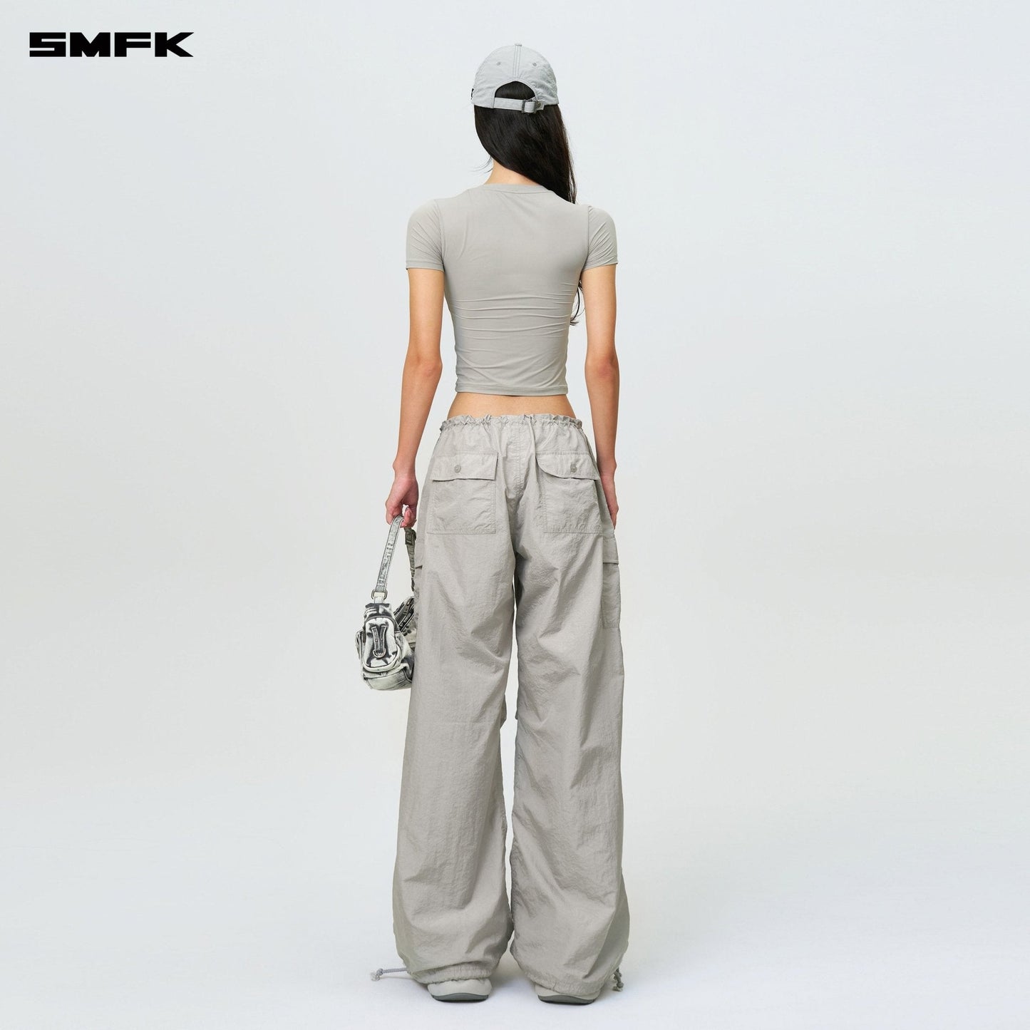 SMFK Compass Hug Skin-Tight Fitting Tee Gray