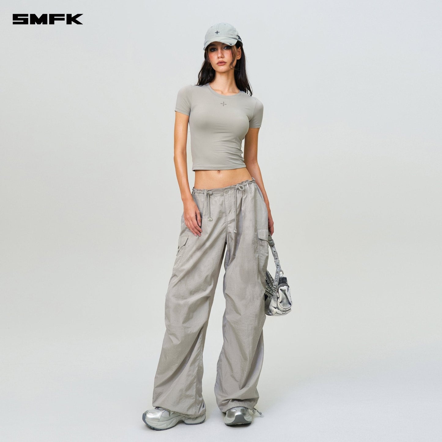 SMFK Compass Hug Skin-Tight Fitting Tee Gray