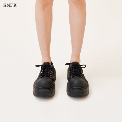 SMFK Compass Rider Low-Top Boots In Black