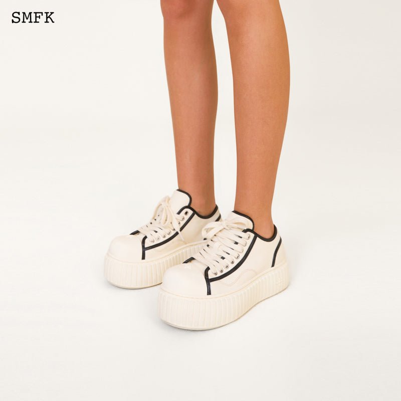 SMFK Compass Rove Skater Shoes White