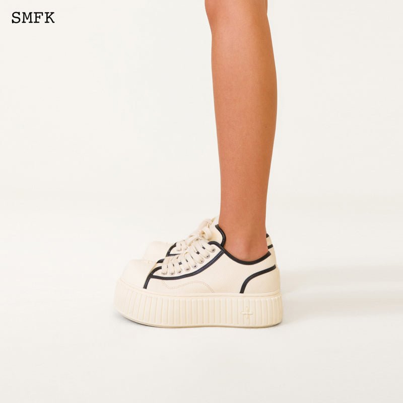 SMFK Compass Rove Skater Shoes White