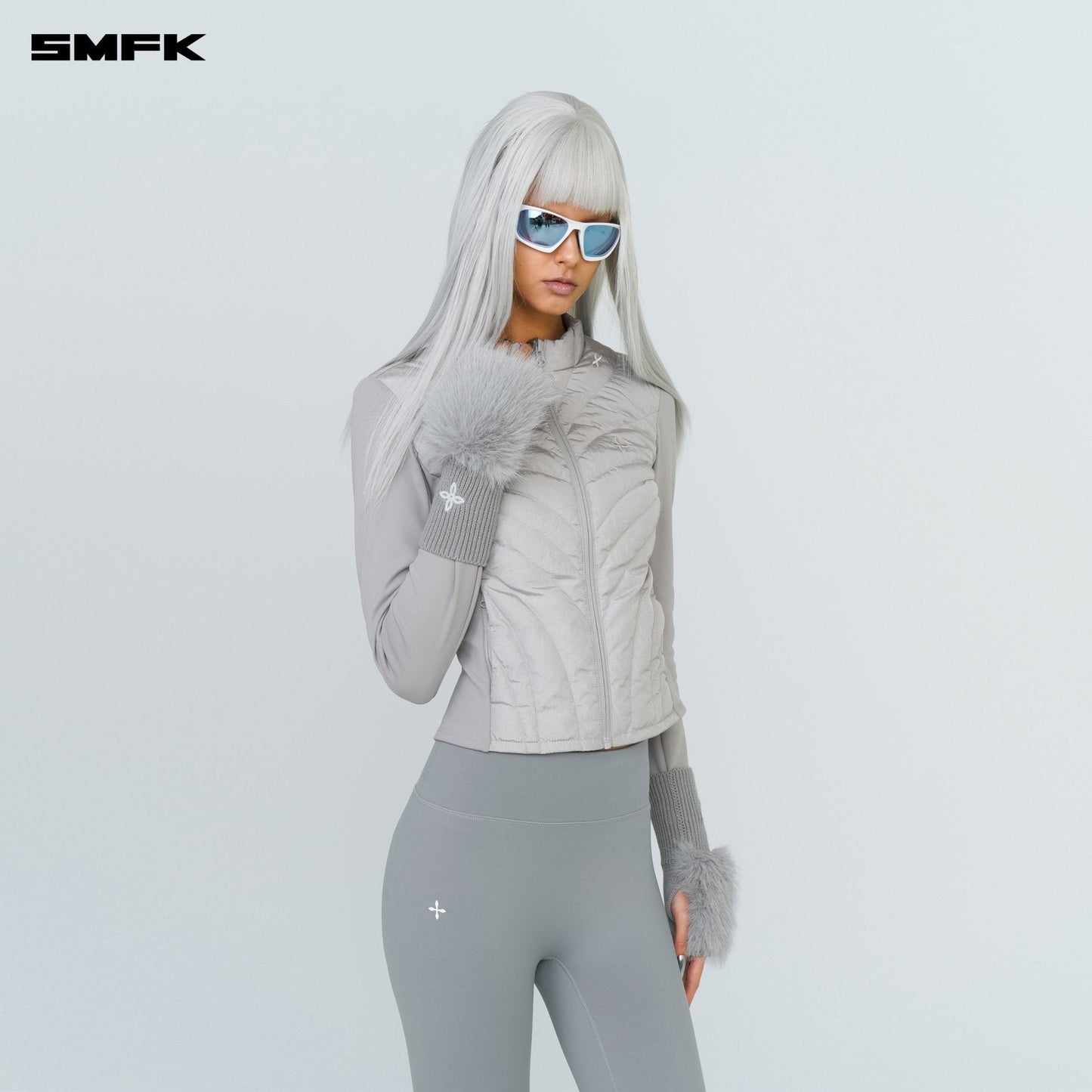 SMFK Compass Snowman Furry Gloves In Gray