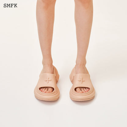 SMFK Compass Wave High-Heel Bumper Sandal In Nude