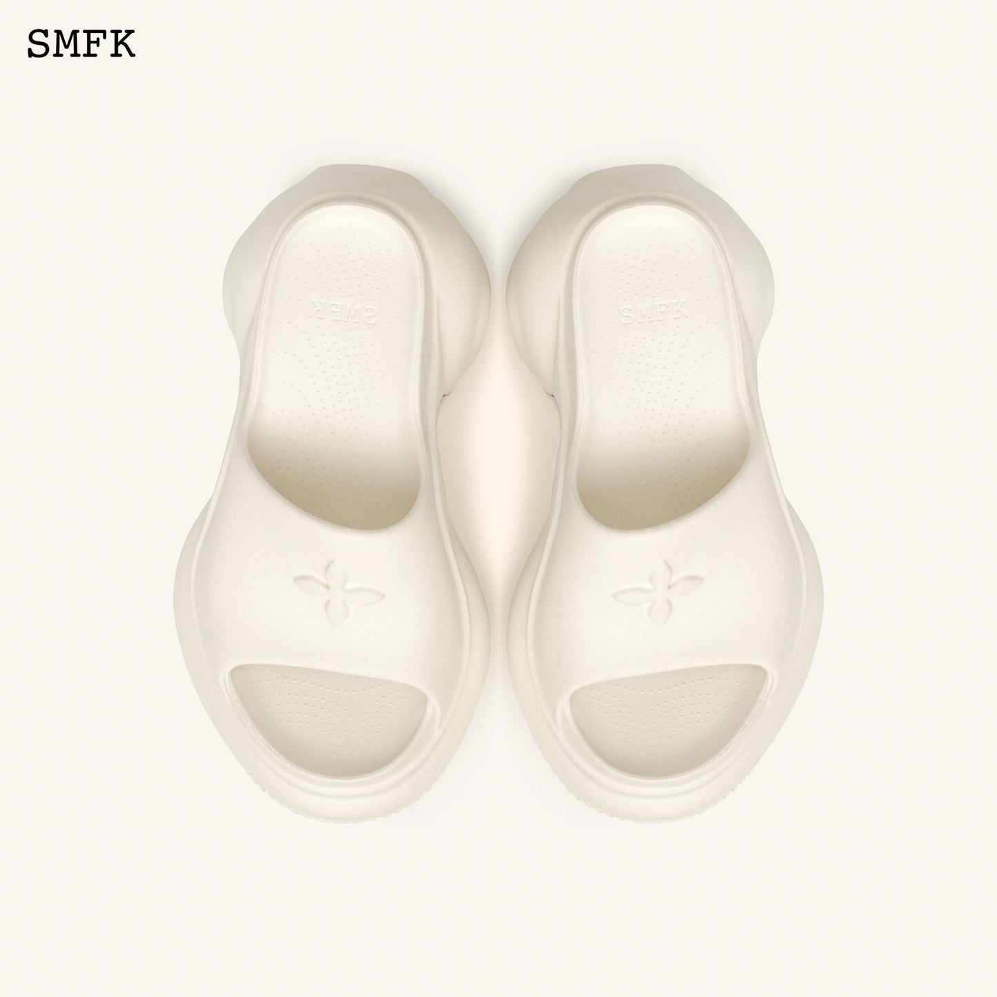 SMFK Compass Wave High-Heel Bumper Sandal In White