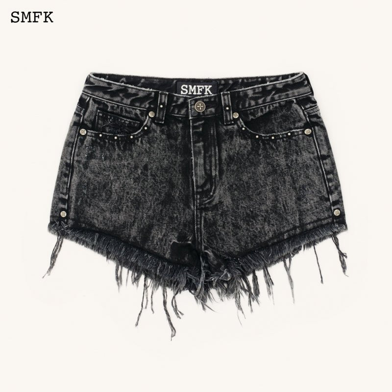 SMFK Compass Wild Tarpan Black Snowflake Short Jeans