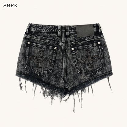 SMFK Compass Wild Tarpan Black Snowflake Short Jeans