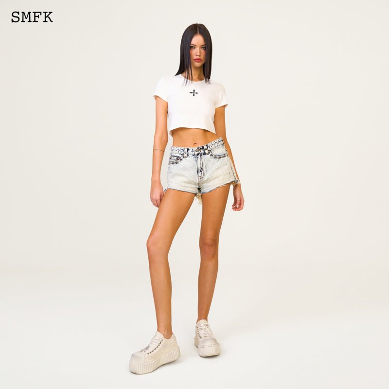 SMFK Compass Wild Tarpan White Snowflake Short Jeans