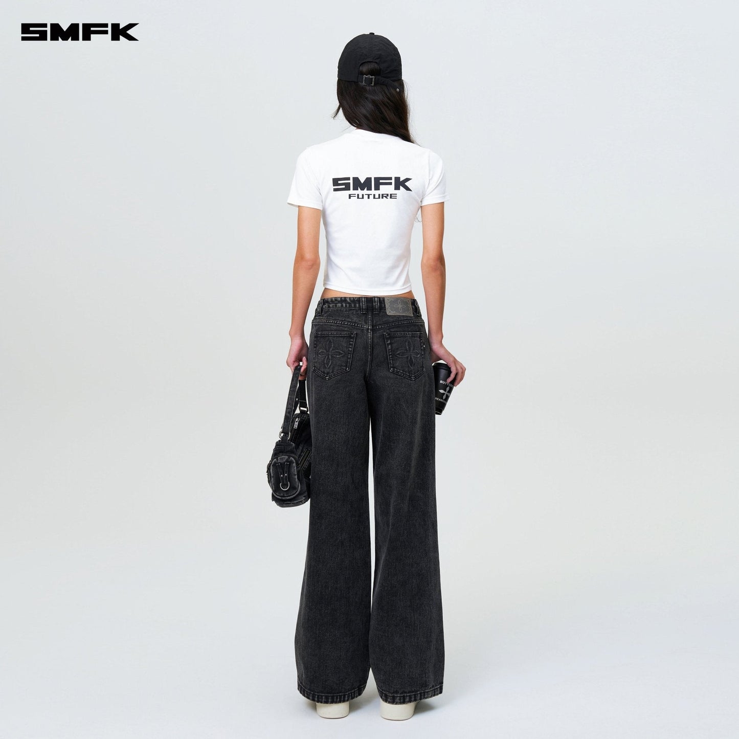 SMFK FUTURE Mode Standard Fit Tee Cream