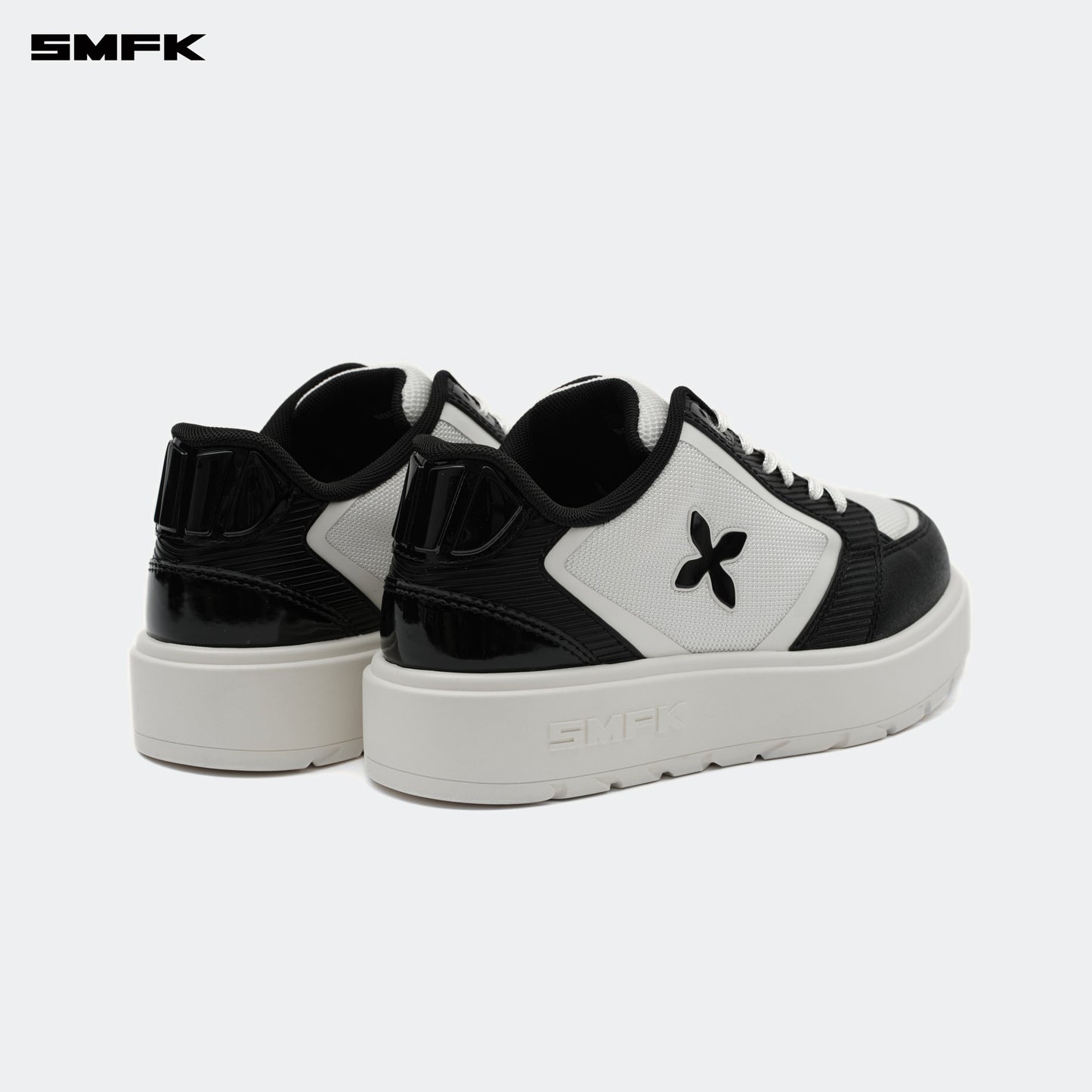 SMFK FUTURE RIPPLE GYM Low-Cut Fitness Shoes Black and White